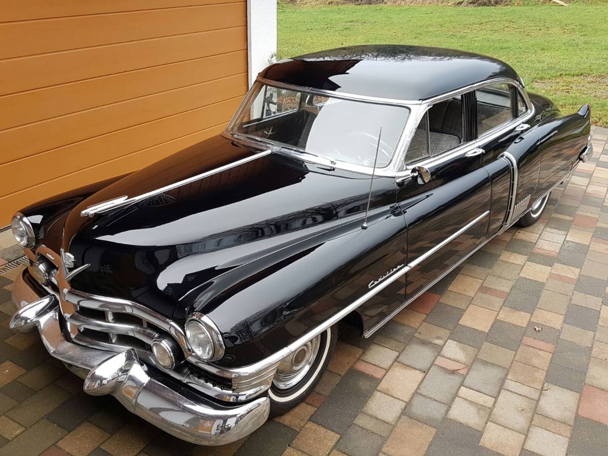 Cadillac fleetwood 1951